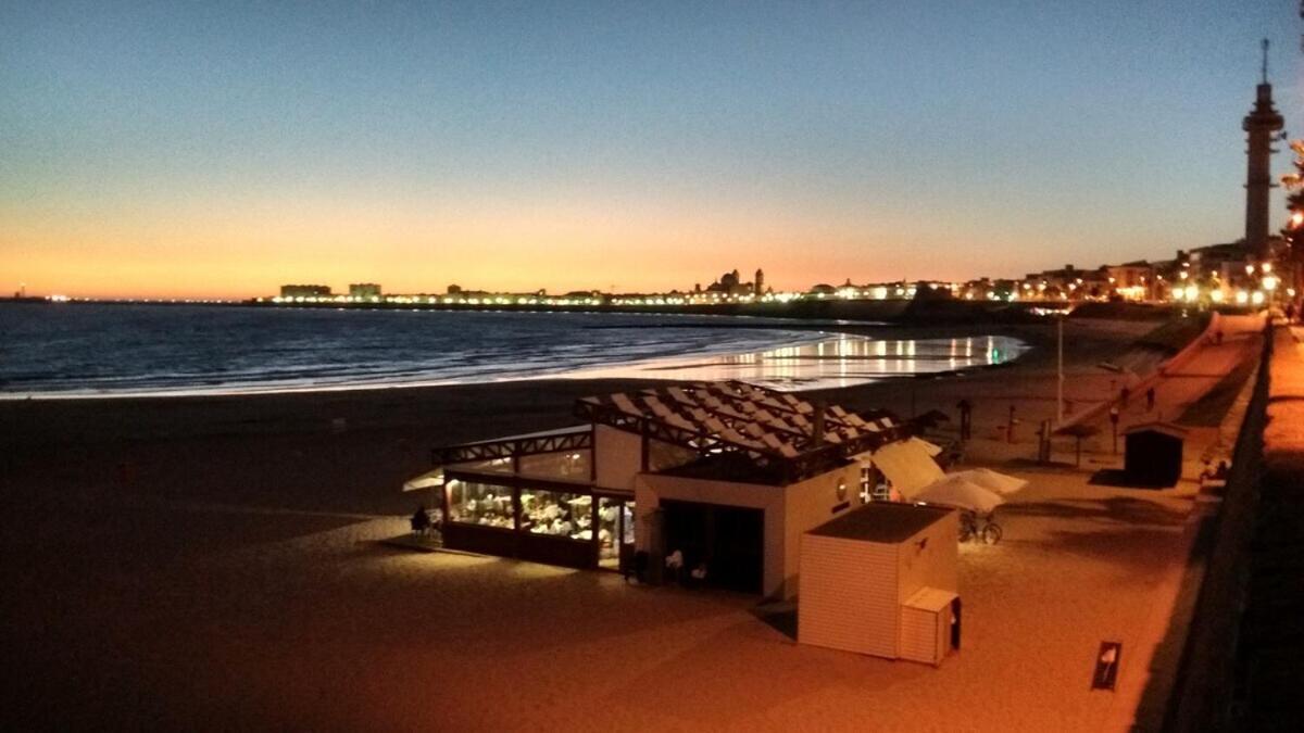 Sopranis Del Mar Apartamento Centro Cadiz, Junto Playa Y Estacion Екстер'єр фото